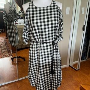 Karen Kane black & white checked dress